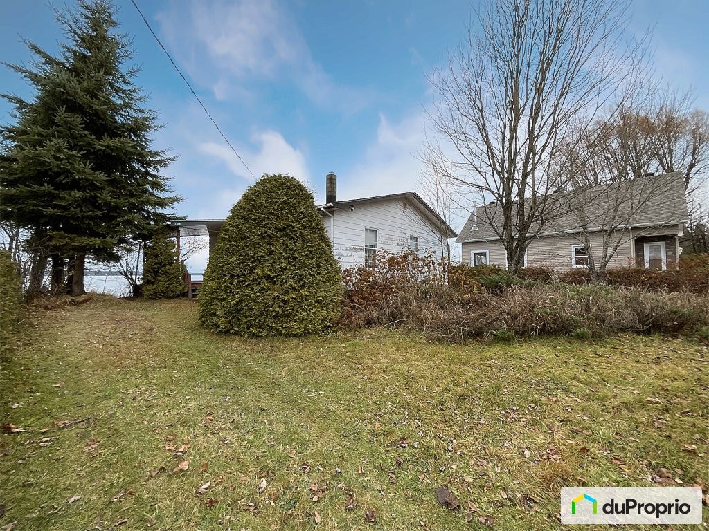 $299,000 - Cottage for sale in Weedon — photo 1