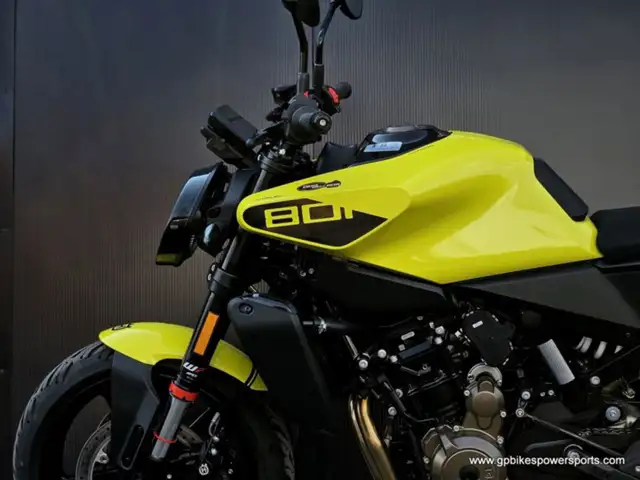 2025 Husqvarna Vitpilen 801 DEMO in Street, Cruisers & Choppers in Oshawa / Durham Region - Image 20