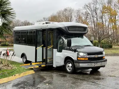 2019 Chevrolet Express 4500 Passenger Bus Wheelchair Ramp 22 Passenger Including Driver Master Body...
