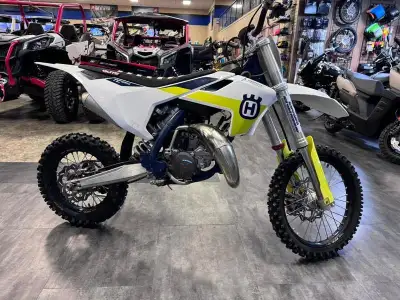 Financing available OAC. Only 61 hours. Nice clean bike! Call or text 306-773-4144 2022 Husqvarna® T...