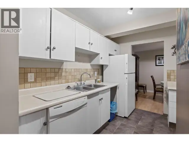 1035 Bernard Avenue Unit# 108 Kelowna, British Columbia in Condos for Sale in Penticton - Image 6