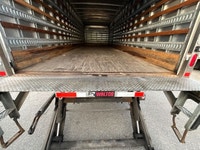 2018 HINO TRUCK 338;Medium Duty Trucks - VAN-DRY CARGO - DELIVERY MANAGERS SPECIAL Penske Location 6... (image 9)