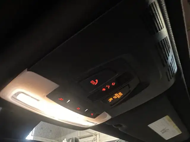 2018 BMW 3 Series 328d XDRIVE | LUXURY PKG | SUNROOF | NAVI in Cars & Trucks in City of Toronto - Image 32