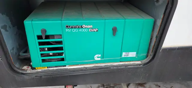 SOLD!  TOY HAULER-4K-GENERATOR 15HR -8X10'GARAGE-PWR BUNK-7400LB in Travel Trailers & Campers in Brantford - Image 18