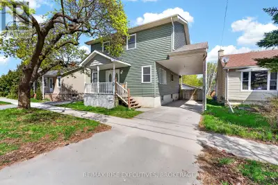 Spacious downtown home offering plenty of room for a large family or investors, featuring 4 good-siz...