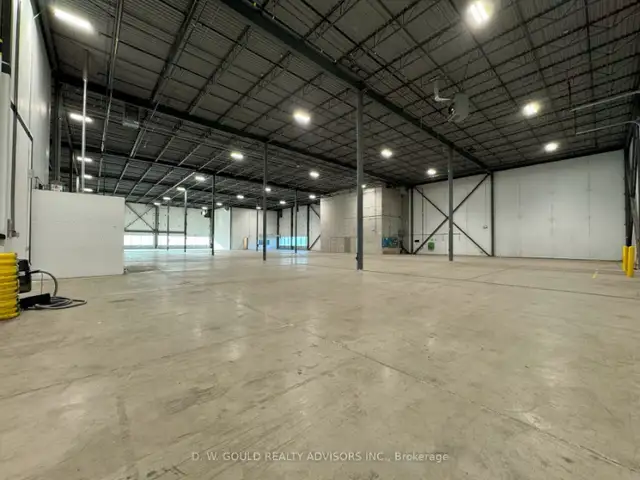 FOR LEASE: Manufacturing/Warehouse - 2771 Portland 1-2, Oakville in Commercial & Office Space for Rent in Oakville / Halton Region - Image 11