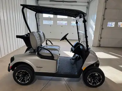 $17,995 -2,000 [Super Summer Sale] $15,995 *Offer Expires at the End of the Month Color: Platinum EX...