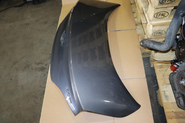 2013-2016 Hyundai Genesis Coupe Rear Trunk Lid / Gray Pearl YG3 dans Pièces de carrosserie  à Ville de Montréal - Image 4