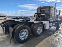 WOW!! Low KM 2001 Western Star 4900SB Tandem Winch Truck Series 60 575HP Over $120,000 in work order... (image 6)