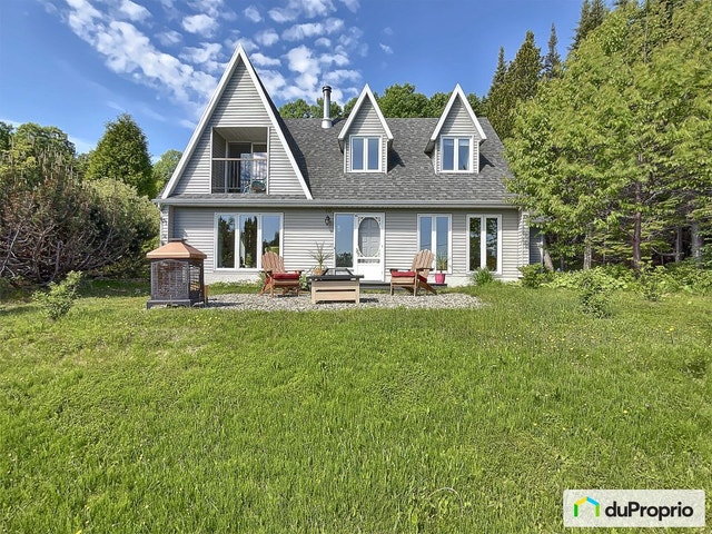 $509,000 - 2 Storey for sale in La Malbaie (Pointe-Au-Pic) — photo 1