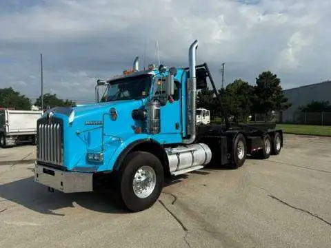 2013 Kenworth T800 Triaxle26FT Roll Off Truck in Heavy Trucks in Oakville / Halton Region - Image 4