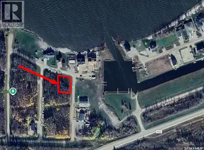 Build your dream cabin... or permanent home! Perfect building spot across the street from the lake a...