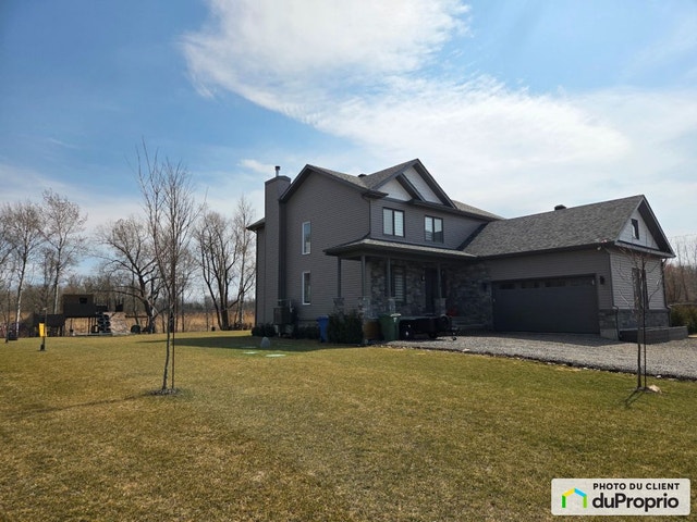 $865,000 - 2 Storey for sale in Ste-Clotilde-De-Chateauguay — photo 2