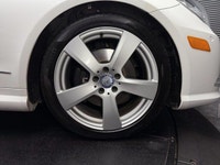 Looking for a vehicle that can effortlessly blend elegance with performance? PREMIUM PKG, COMAND APS... (image 9)