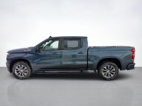 Styled for the street, our used Diesel powered 2021 Chevrolet Silverado 1500 RST Crew Cab 4X4 in Sha... (image 1)