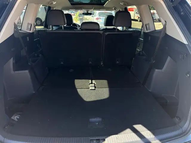 2018 Volkswagen Atlas AWD NAV LEATHER SUNROOF WE FINANCE ALL CRE in Cars & Trucks in London - Image 12