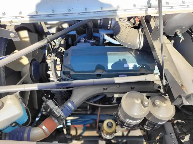 2013 WESTERN STAR 6900XD in Heavy Trucks in Saskatoon - Image 14