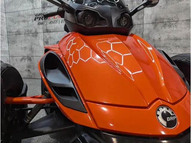 2016 Can-Am Spyder RS-S, SE5 | 24900km in Street, Cruisers & Choppers in Saguenay - Image 8