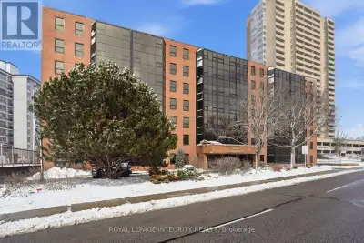 This bright and beautifully maintained 2-bedroom, 2-bathroom GROUND-FLOOR condo offers comfortable,...