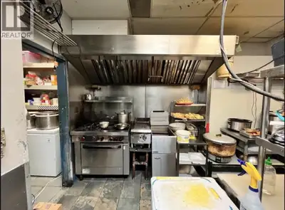 Well maintained Sushi restaurant. Rent : $6347.81 Water included. Garbage $565 Size: 1538 Lease: 202...