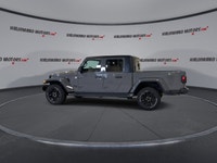 // ACCIDENT FREE!! //ONE OWNER!!// Meet the 2021 Jeep Gladiator Sport S 4x4, now available at Haldim... (image 4)
