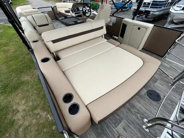 2022 Sweetwater SW 2286 Single Flip Lounge in Sport Touring in Sault Ste. Marie - Image 32