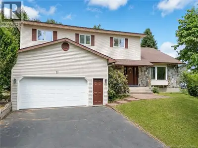 Located in desirable Southwood Park, this spacious custom-built two-storey home offers exceptional r...