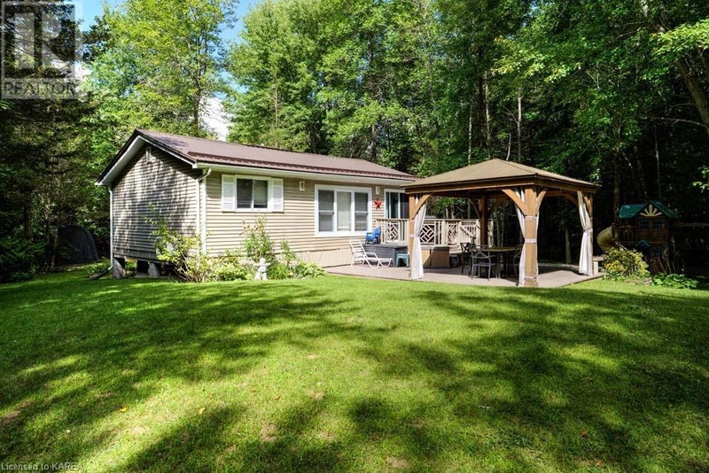 272 CEDAR SANDS ROADWAY Lyndhurst, Ontario Houses for Sale Kingston