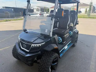 2027 HDK D-MAX XT4 GOLF CART Battery Powered: Equipped with a lithium-ion battery for fast charging,...