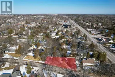 Welcome to an unparalleled opportunity to build in Bobcaygeon! Embrace the allure of this nicely sit...