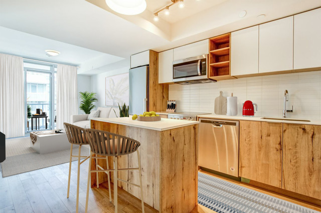 39 Niagara - One Bedroom Plus Den for Rent in King West in Long Term Rentals in City of Toronto