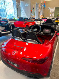 Sale! Luxurious 4WD Red Mercedes Benz SL63 Kids’ Ride-On Car!