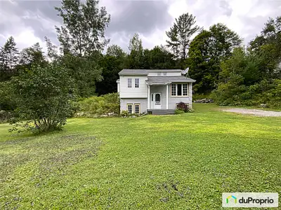 Devenez propriétaire d'une maison à campagne dans la nature, entourée d'arbre, coin très paisible. T...