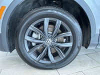 2.0L Intercooled Turbo I4 Engine. 8 Speed Auto w/OD. 5 Passengers. Folding Rear Seats. All Wheel Dri... (image 7)