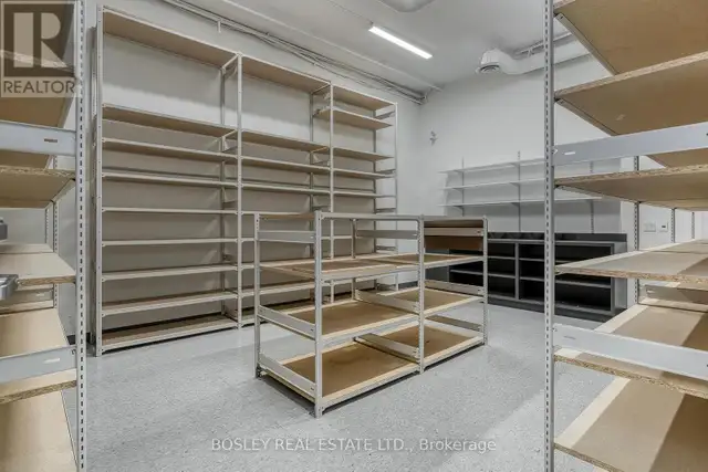 2577 YONGE STREET Toronto (Mount Pleasant West), Ontario in Commercial & Office Space for Rent in City of Toronto - Image 17