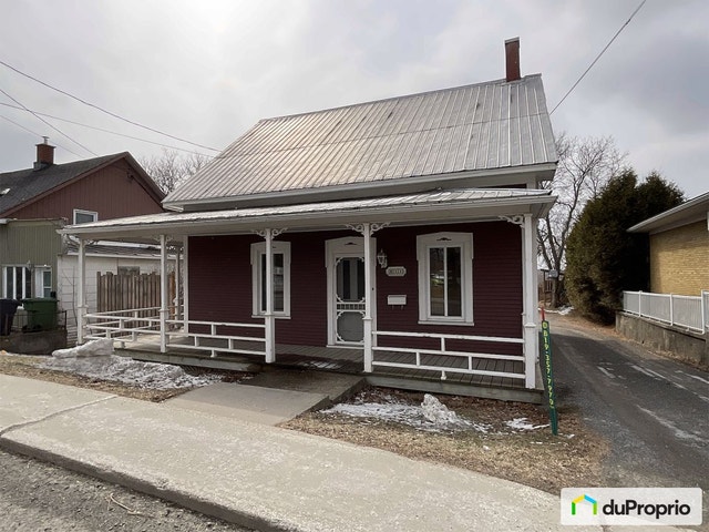 $364,900 - 1 1/2 Storey for sale in Victoriaville — photo 1