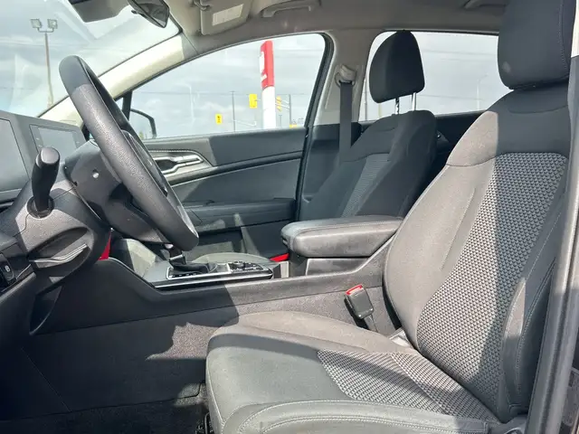 2023 Kia Sportage LX AWD4365416033006489610