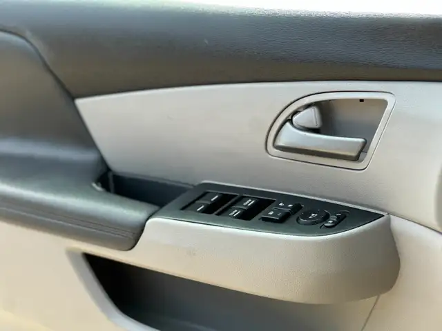 2012 HONDA ODYSSEY EX 8 PASSENGER $10999 W/SAFETY in Cars & Trucks in Ottawa - Image 18