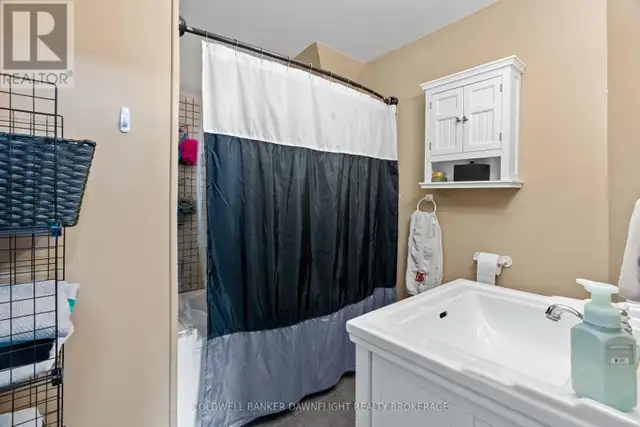 96 MAIN STREET S South Huron (Exeter), Ontario in Houses for Sale in Grand Bend - Image 30