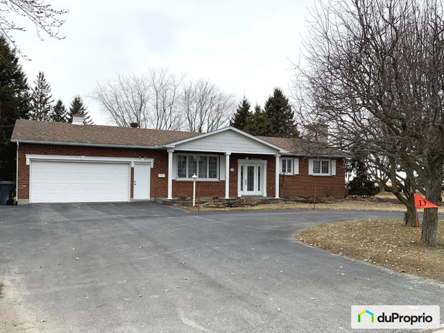 515 000$ - Bungalow à vendre à St-Cyrille-De-Wendover dans Maisons à vendre  à Drummondville