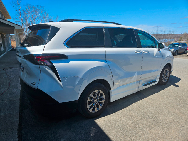 NEW! 2023 Toyota Sienna AWD Hybrid - Wheelchair Accessible! in Cars & Trucks in Fredericton - Image 4