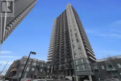 Experience the best of Mississauga living at 8 Nahani Way #1722. Situated high above the city, this...