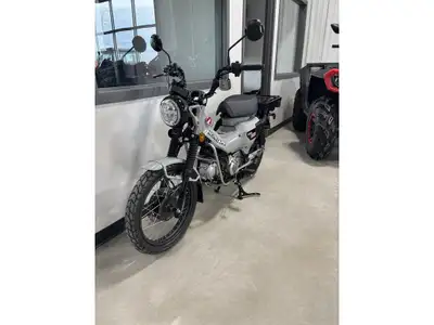 2025 Honda TRAIL 125 FRESH IN LOCAL TRADE - 2025 HONDA TRAIL 125 ONLY 340KMS ON THE UNIT CALL OR SEE...
