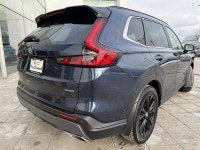 Humberview Volkswagen on the Queensway This 2023 Honda CR-V Touring Hybrid AWD is the perfect blend... (image 6)