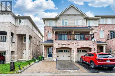 Well-maintained end-unit townhome in a desirable, family-friendly Central East Ajax community. Brigh...