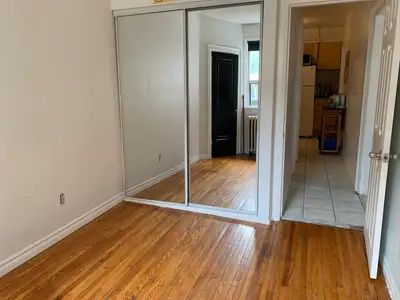 Bright and clean room available for rent from March 1st 2026 in a shared 2-bedroom apartment. Perks...