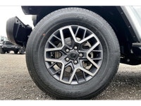 COME SEE WHY ''NOBODY BEATS A DEAL FROM PEEL!'' Your Source for ALL make and models used cars and tr... (image 7)