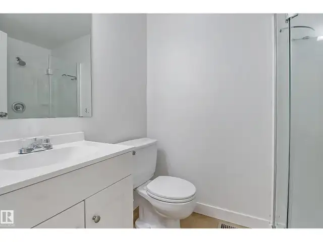 744 SADDLEBACK RD NW Edmonton, Alberta in Condos for Sale in Edmonton - Image 37