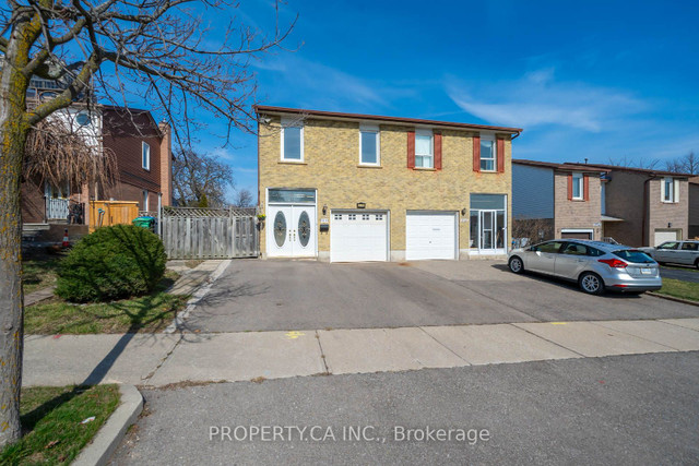 3 BR | 2 BA-Single  Garage Semi Detached home in Mississauga in Houses for Sale in Mississauga / Peel Region