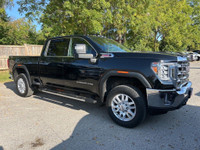 DIESEL, REMOTE START, HEATED LEATHER, ANDROID/ APPLE CARPLAY, HEATED STEERING WHEEL, BACK UP CAMERA... (image 4)
